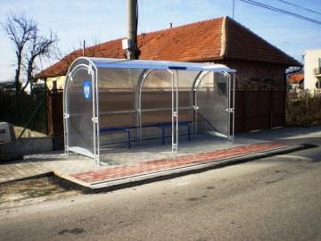 Nová autobusová zastávka v obci - otvori sa v novom okne Nová autobusová zastávka v obci - otvori sa v novom okne