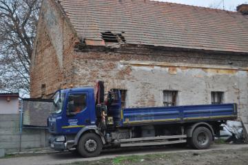 Rekonštrukcia strechy kaštieľa výmena krovu II.etapa - 18.11.2013 - otvori sa v novom okne Rekonštrukcia strechy kaštieľa výmena krovu II.etapa - 18.11.2013 - otvori sa v novom okne
