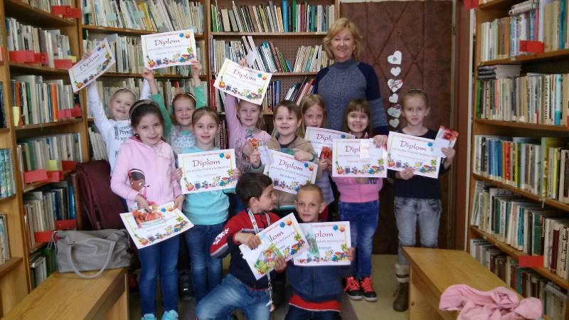 Fotogaléria Deti zo ZŠ Hul na návšteve v Knižnici (6) Deti zo ZŠ Hul na návšteve v Knižnici